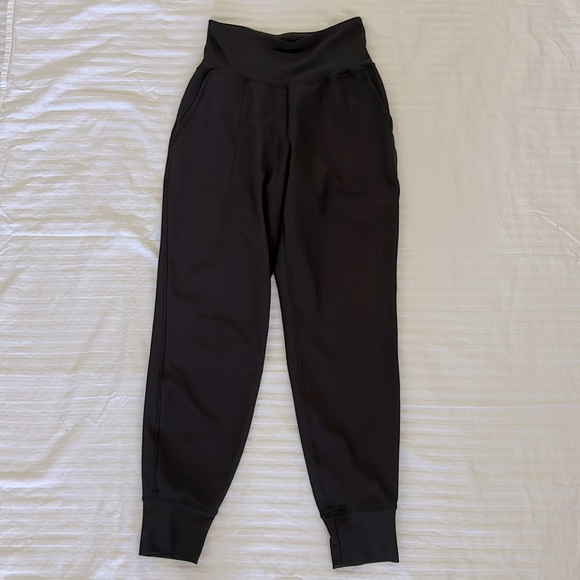 NWOT Old Navy joggers - Picture 1 of 5